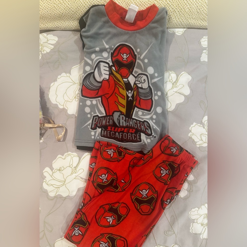 Power Rangers Pajama Set- Size 10 - Picture 3 of 5